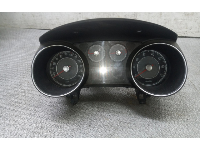 Přístrojová deska  Fiat Punto Evo 2011 00519149340, 51914934  