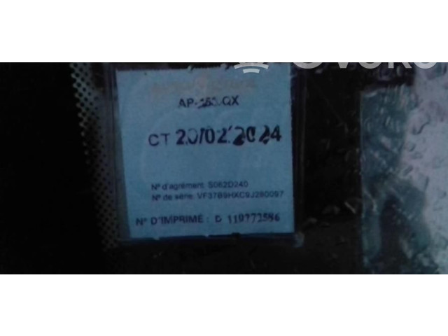 Блок управления климат-контролем 9804091180   Peugeot Partner