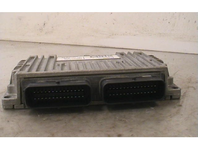 Блок управления коробкой передач S105280002D Renault Scenic I