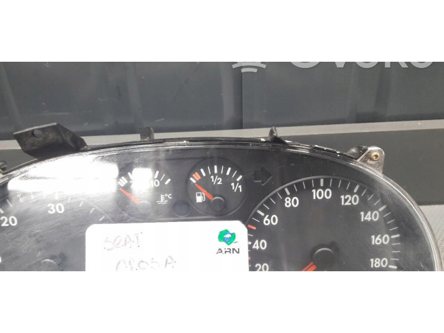 Přístrojová deska Seat Arosa 2001 6H0919860A