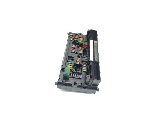 Блок предохранителей 9210863, 921086302   BMW X3 F25    