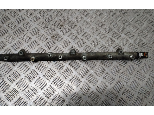 Топливная рампа 0445216002   BMW 3 E46 3.0 