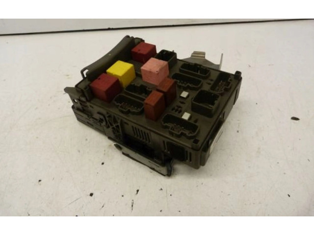 Pojistková skříňka 8200315962 Renault Espace IV 2002