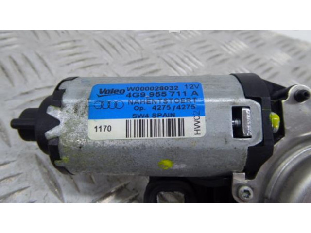 Моторчик заднего дворника 4G9955711A, W000028032    Audi A1