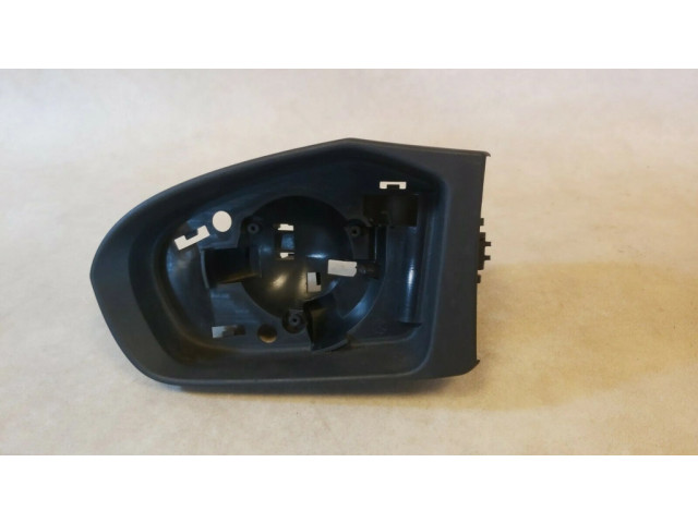 Пластиковая отделка зеркала