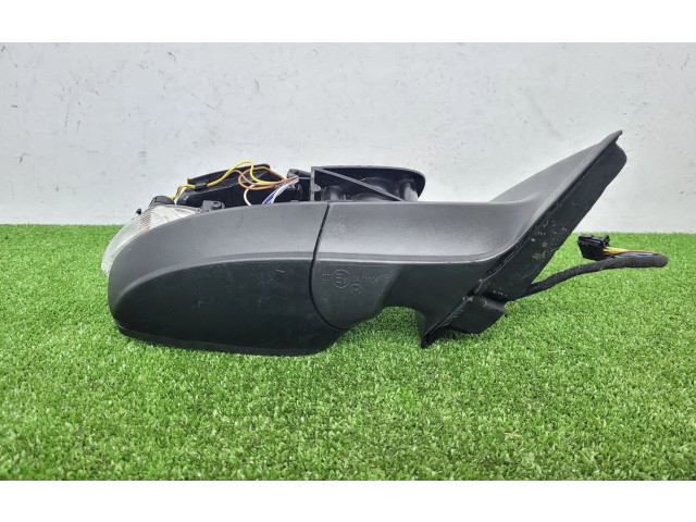 Зеркало электрическое Skoda Fabia Mk3 (NJ) 2015 - 2021 года