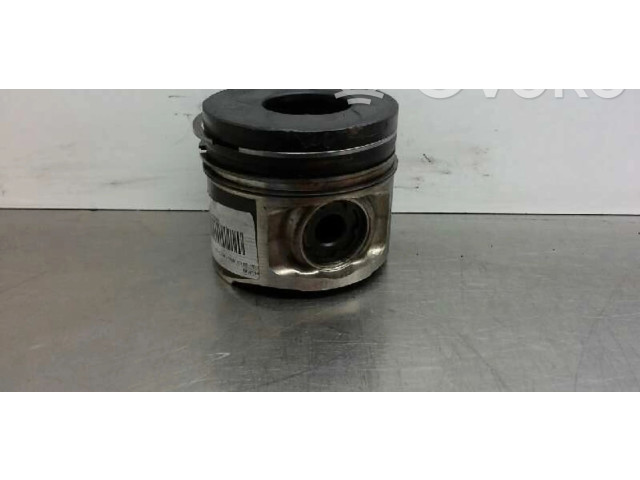 Píst Fiat Stilo pro naftový motor 1.9 192A1.000