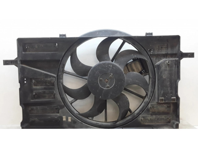 Вентилятор радиатора     0130307001, 30741630    Volvo V50 2.4