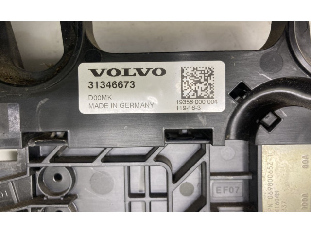 Блок предохранителей 19371000002, 19371000002 Volvo XC90