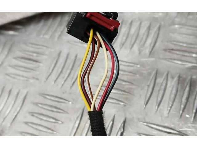 Зеркало электрическое Volkswagen Jetta VI 2011 - 2018 года