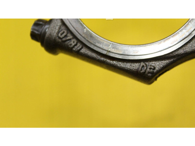 Píst    Audi A8 S8 D3 4E     