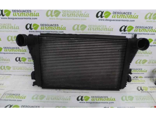 Интеркулер 1K0145927 Skoda Octavia Mk2 (1Z)