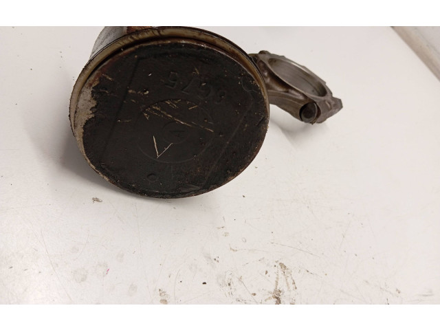 Шатун Mitsubishi Endeavor