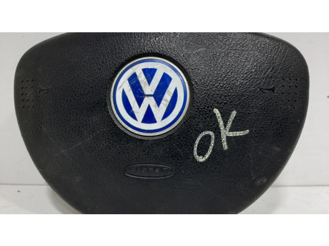 Подушка безопасности водителя 1T2880500776   Volkswagen New Beetle