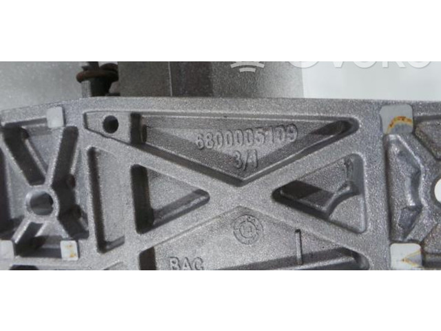 Руль Renault Clio IV 2012 - года 6800005109, 45280834