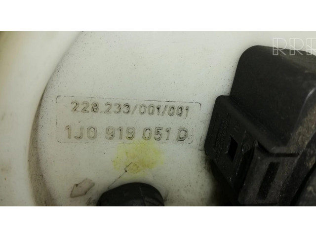 Насос топлива (в топливном баке)