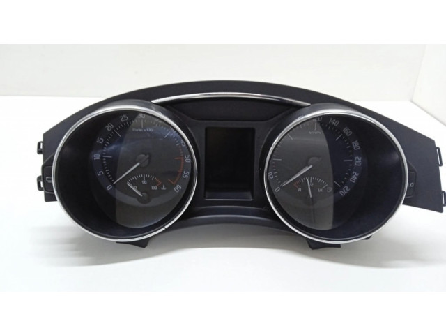 Přístrojová deska Skoda Superb B6 (3T) 2010 3T1920841D, V0008000