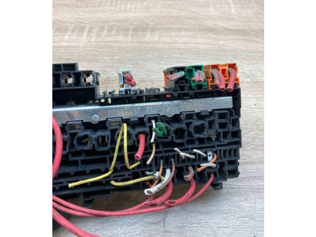 Блок предохранителей 7703297988, 7703497782A   Renault Scenic I    