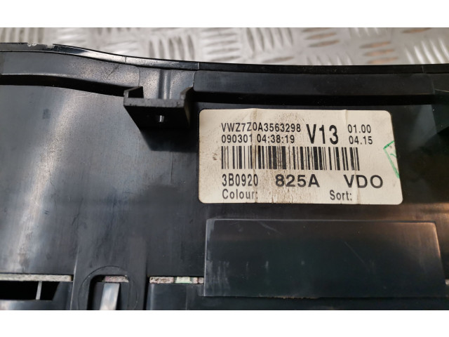 Přístrojová deska Volkswagen PASSAT B5.5 2002 VWZ7Z0A3563298, 3B0920825A