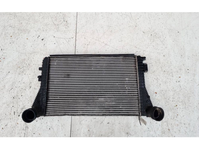 Интеркулер  1K0145803   Skoda Octavia Mk2 (1Z) 