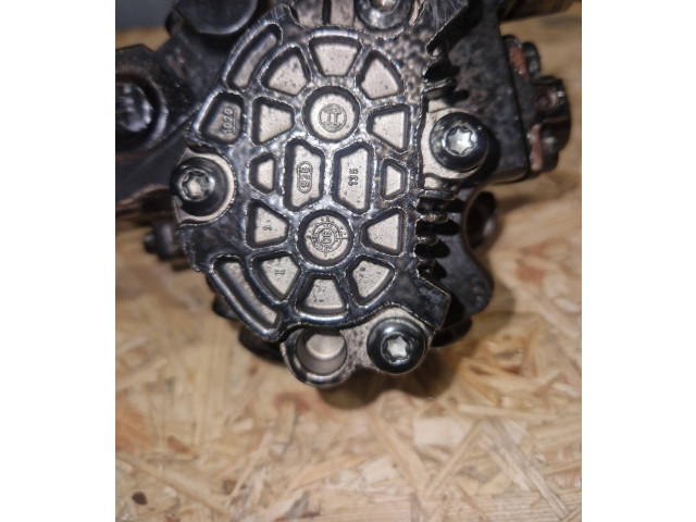 Топливный насос