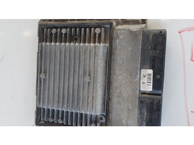 Блок управления двигателя 3910025100   Hyundai Sonata