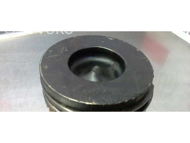  Поршень RF5C   Mazda 6 для дизельного двигателя 2.0