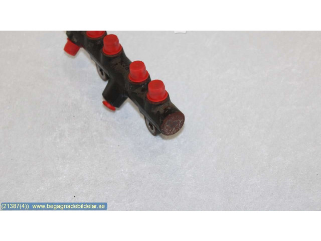 Vstřikovací lišta 1752000Q4B Nissan NV200