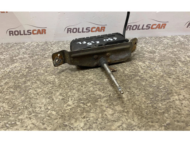 Моторчик стеклоочистителя 0390206211    Volvo S80