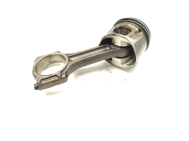  Поршень с шатуном M9R782 M9R782  Renault Trafic II (X83)  