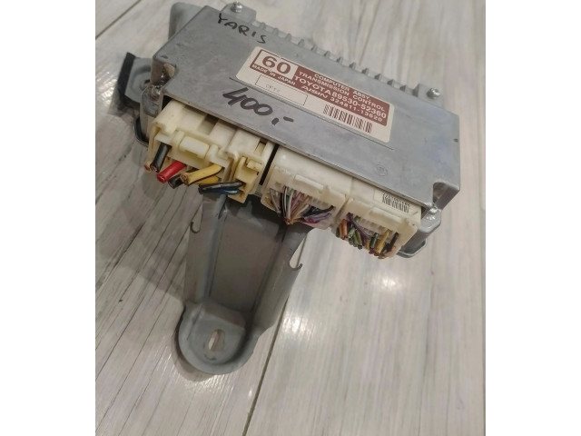 Блок управления коробкой передач    Toyota Auris 150