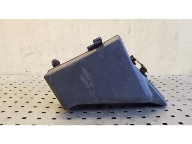 Блок предохранителей MB700200B, MB502000B Subaru Outback