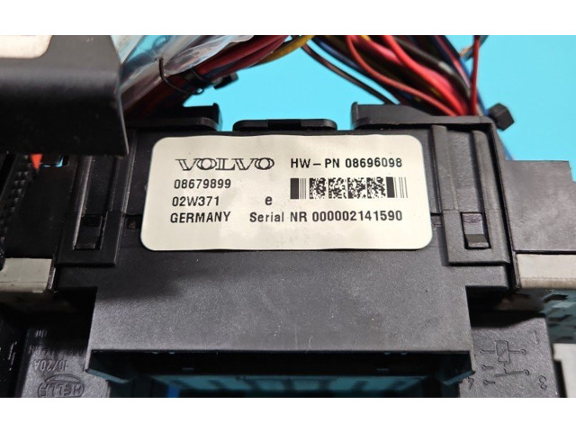 Блок предохранителей  08679899, IMPRK1373279   Volvo V70    