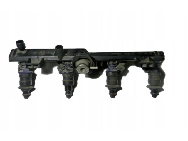 Топливная рампа 7700868573D   Renault Clio II  