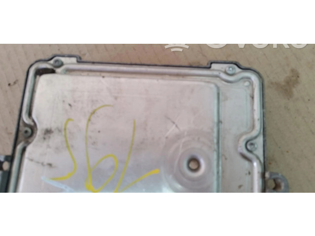 Řídící jednotka 237106319R Renault Dacia Duster 2017