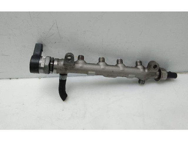 Топливная рампа 04l089b   Audi A3 S3 8V  