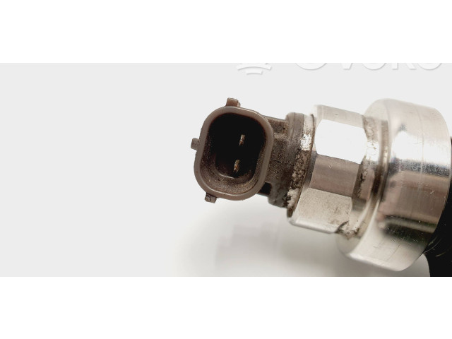 Vstřikovač 8973138613, 04H07656 Opel Meriva A pro naftový motor 1.7