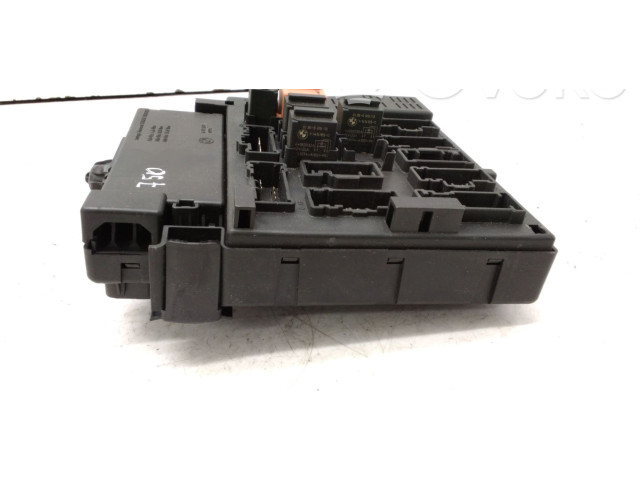 Блок предохранителей 6911922, 6978265   BMW Z4 E85 E86    