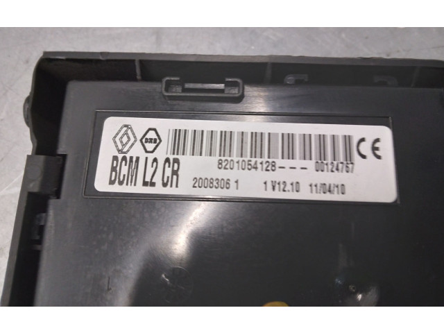 Блок управления 8201054128 Renault Clio III
