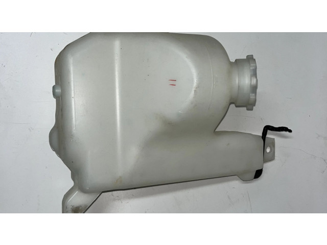 Бачок оконной жидкости