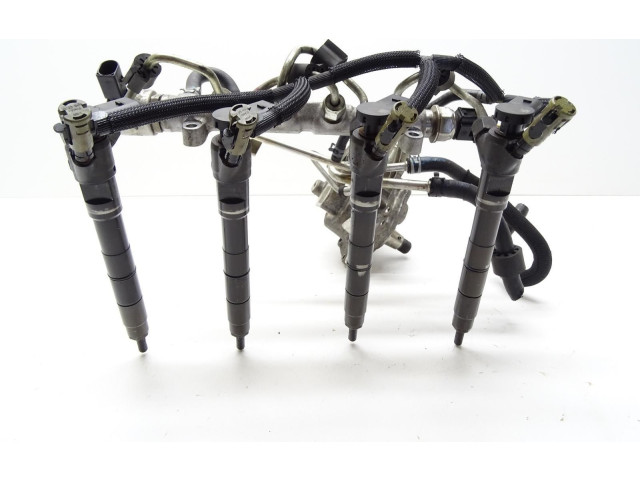 Комплект форсунок 04L130277B Skoda Octavia Mk3 (5E)