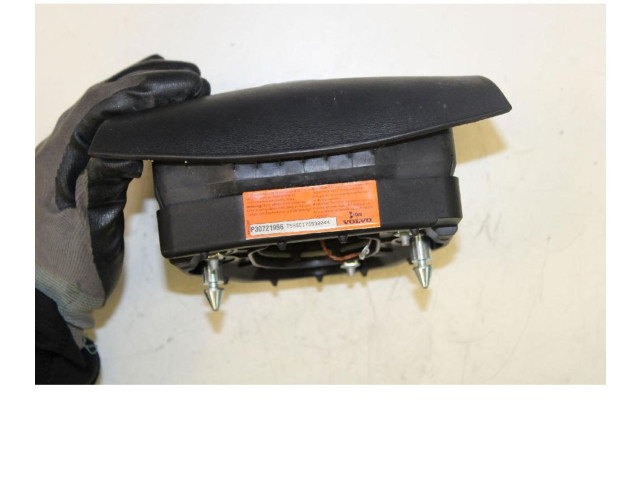 Подушка безопасности водителя Volvo V70