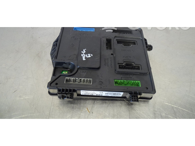 Зеркало (механическое)       Renault Megane III  2009 - 2016 года   