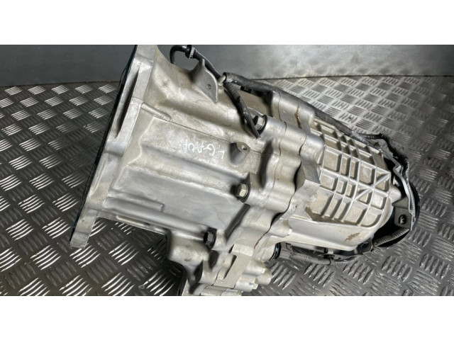 Редуктор коробки передач (раздатка)