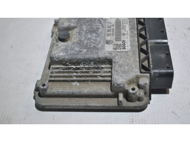 Блок управления двигателя 03G906021LB Skoda Octavia Mk2 (1Z)