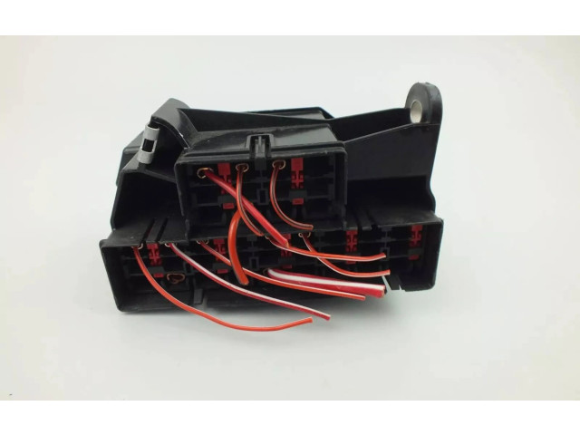 Блок предохранителей A1665459340   Mercedes-Benz GL X166    