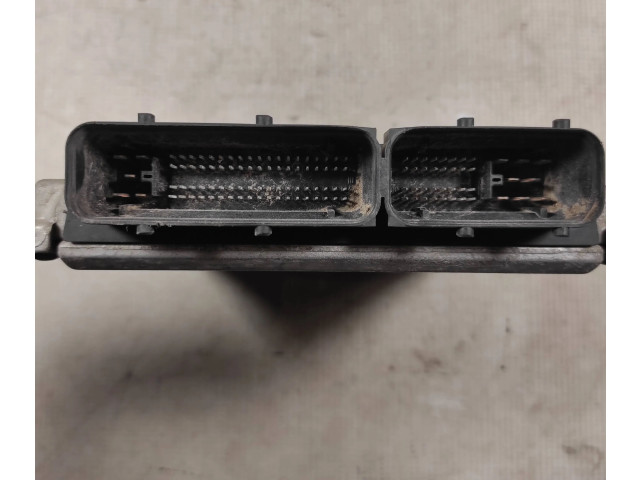 Блок управления двигателя 045906019Q, 28SA4228   Volkswagen Lupo