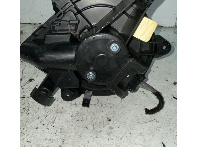 Вентилятор печки Fiat Idea