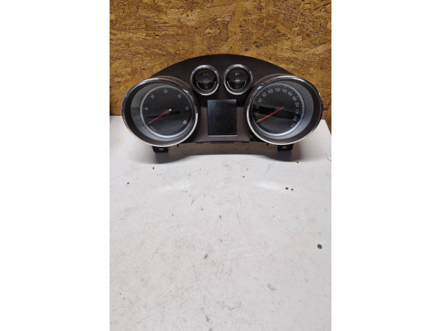 Přístrojová deska Opel Zafira C 2012 13374911, 600775881