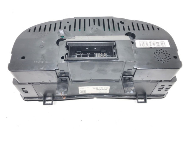 Панель приборов 1K0920862A   Volkswagen Jetta V       